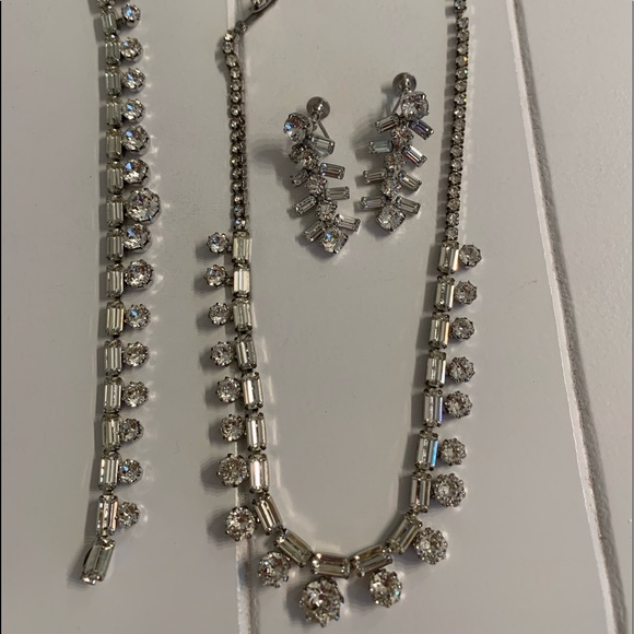 Albert Weiss Jewelry - Weiss Rhinestone necklace, bracelet & earrings
